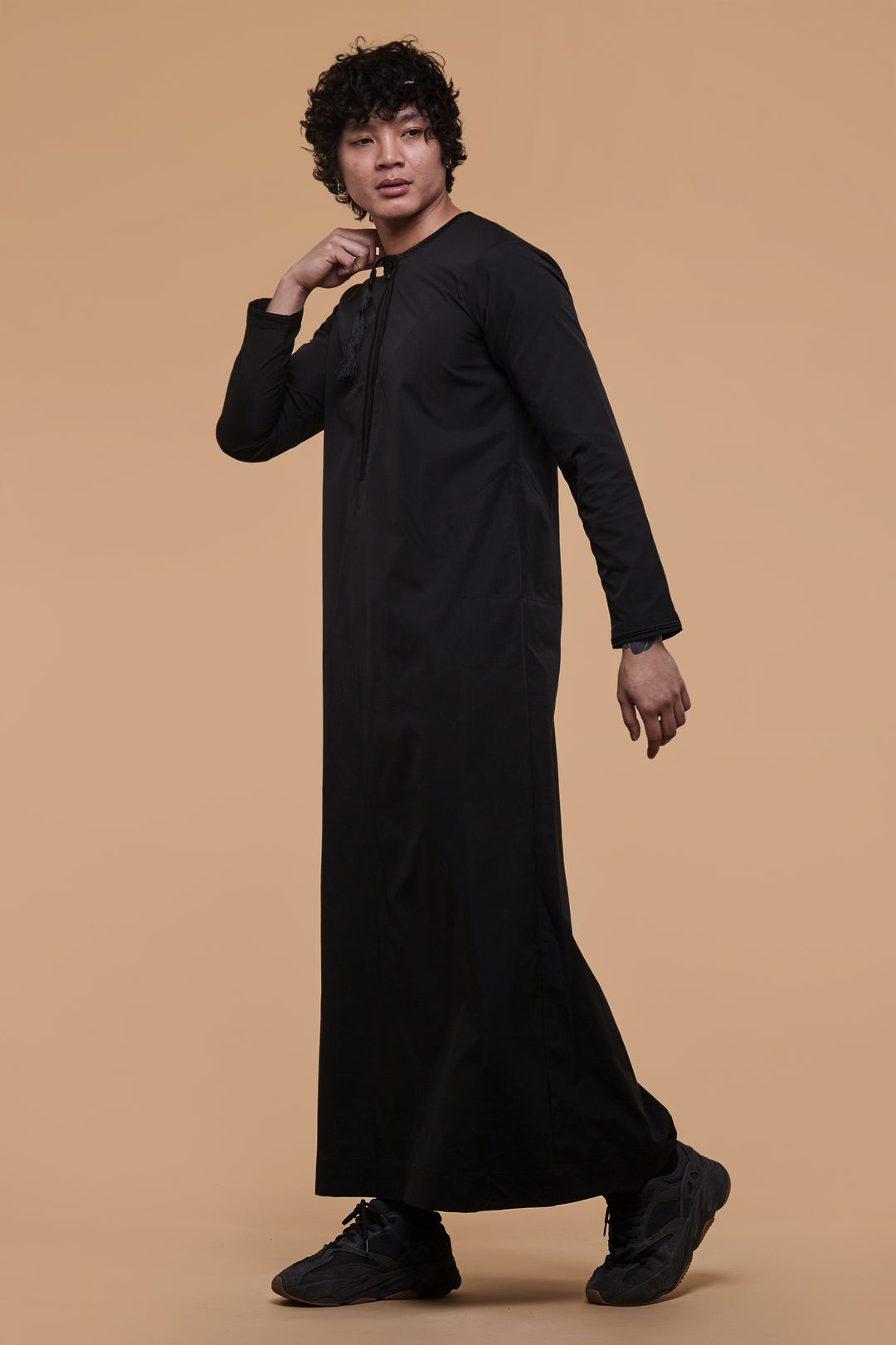 Triple Black Omani Thobe