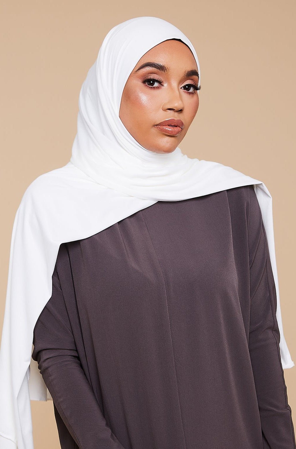 Daisy White Soft Jersey Hijab - CAVE