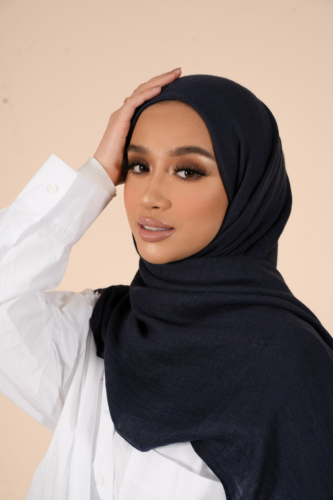 Dark Navy Cotton & Wool Hijab - CAVE